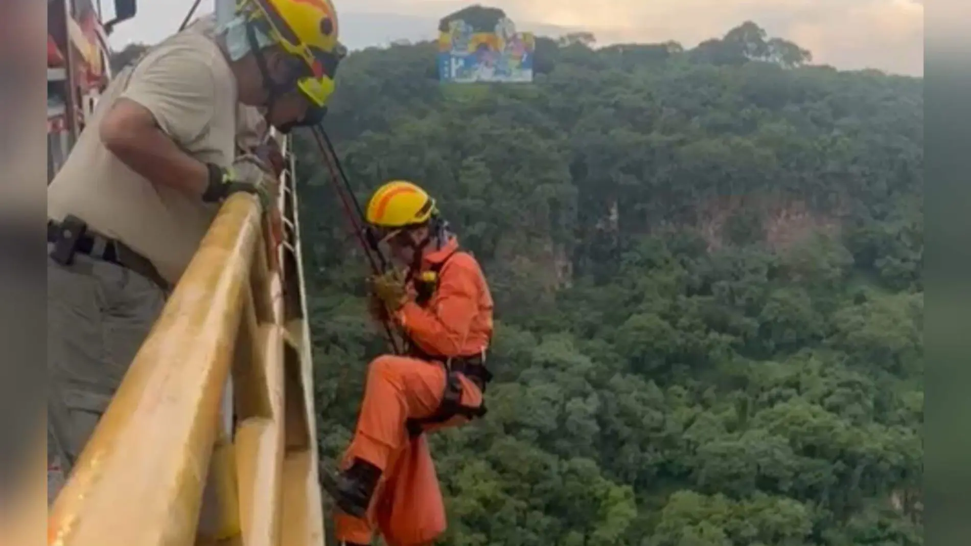 Padre localizado puente San Fernando